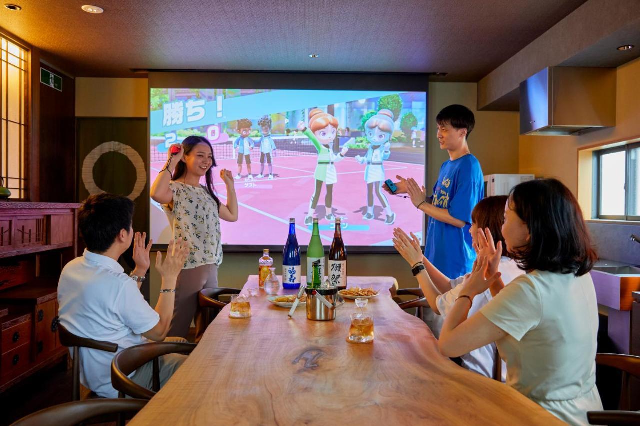 古今 天下茶屋 With A Private Parking Lot And A Half Open-Air Bath And Direct To Kix Villa Osaka Bagian luar foto