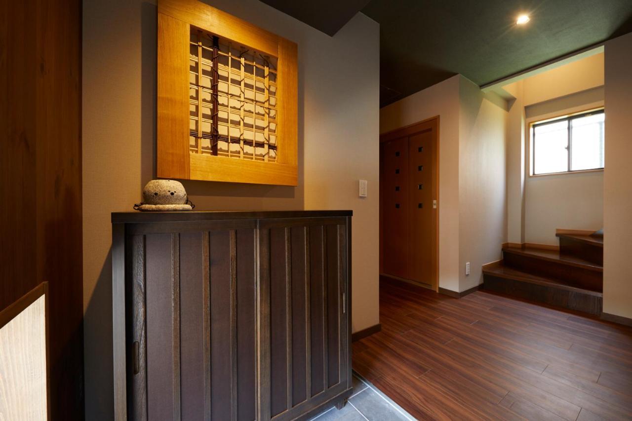 古今 天下茶屋 With A Private Parking Lot And A Half Open-Air Bath And Direct To Kix Villa Osaka Bagian luar foto